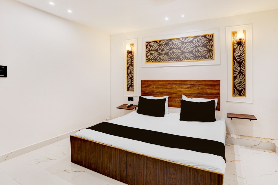 Hotel O Luxury Inn, Civil Lines - High Court, Prayagraj