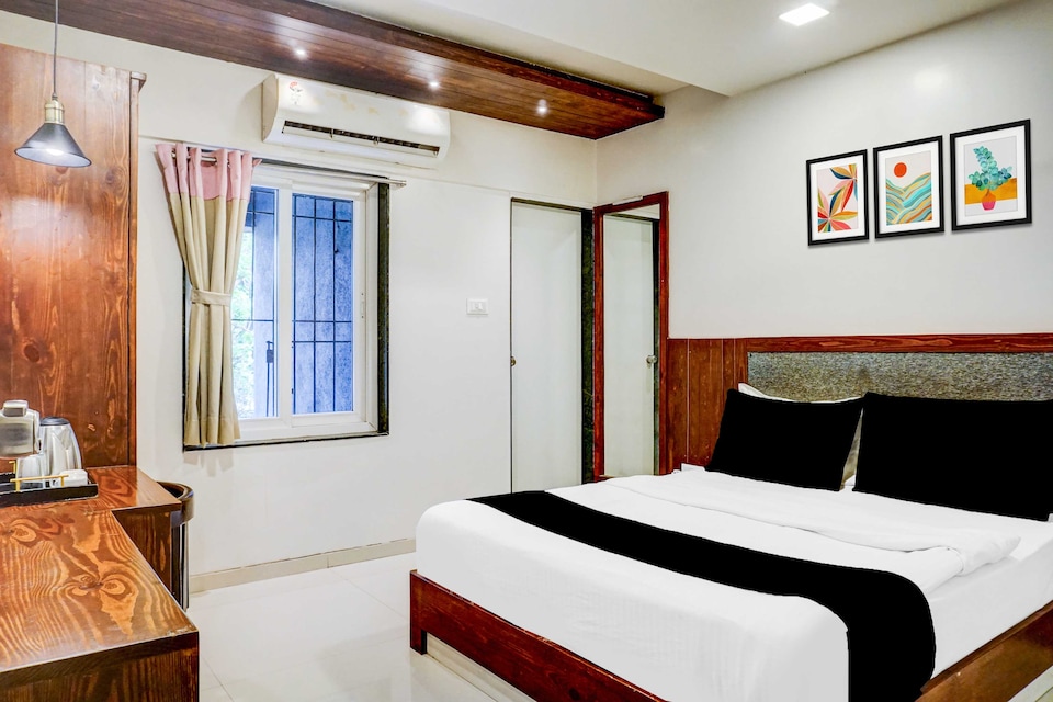 [Day Stay - 12 Hrs Slot : 8 AM to 8 PM] Townhouse Oak Gravity Inn, Baner Pune, Pune