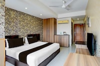 Collection O ONGC Crossway Hotel Gold Stone Comfort