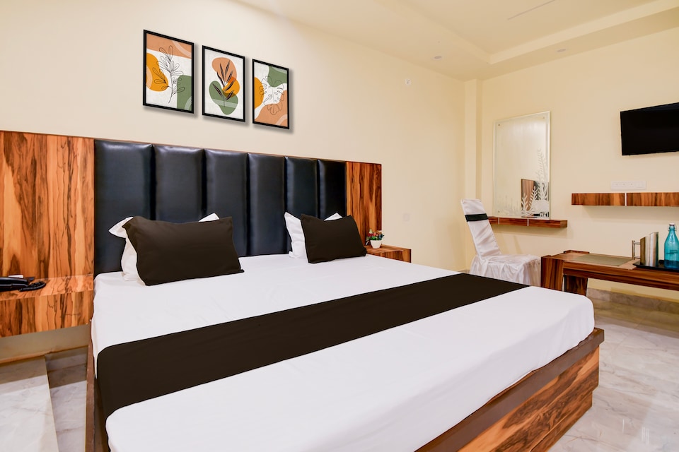 Hotel O Shree Krishna Palace, SGPGI Lucknow, Lucknow