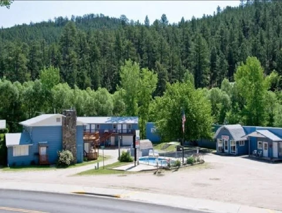 The Brookside Motel by Belvilla Keystone Near Mt.Rushmore,  Keystone, SD, Keystone, SD