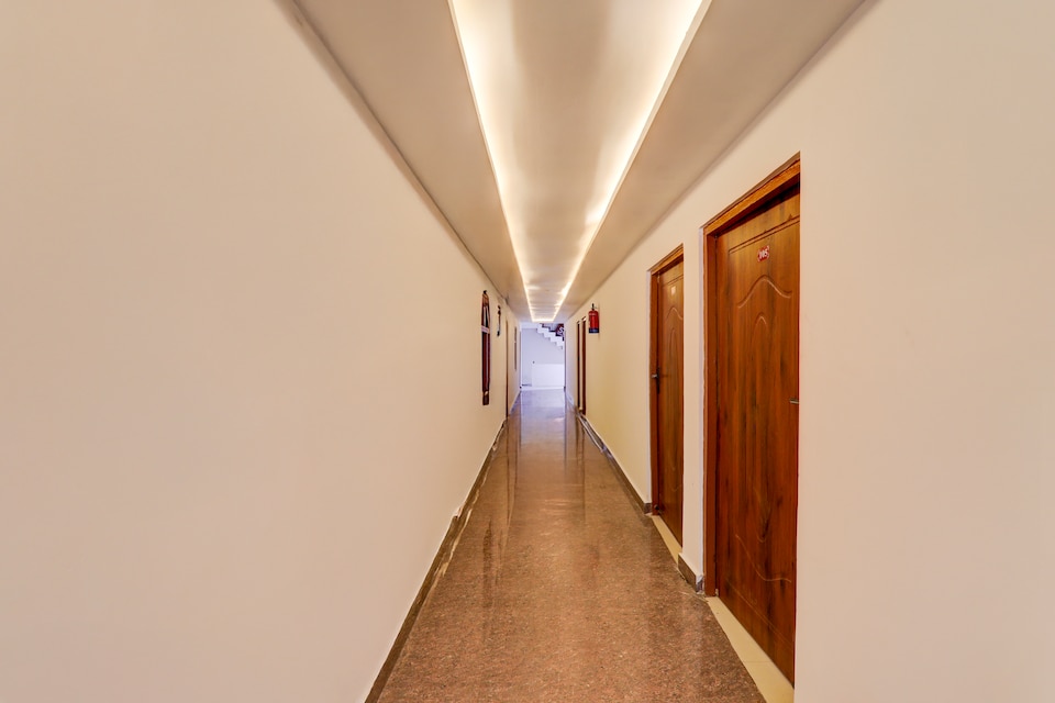 HOTEL O YASH RAJ PALACE, Raebareily city, Raebareily