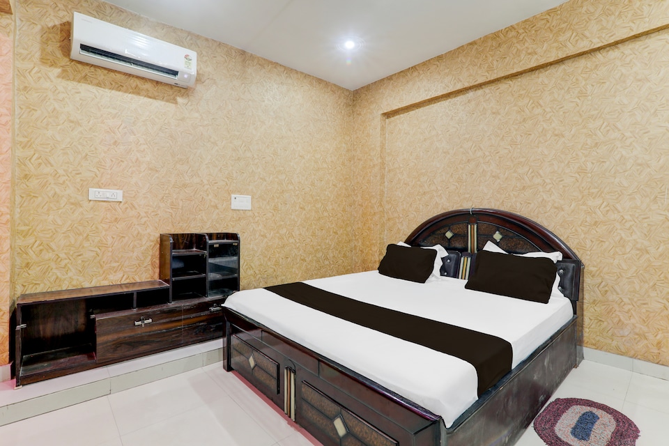 HOTEL O YASH RAJ PALACE, Raebareily city, Raebareily