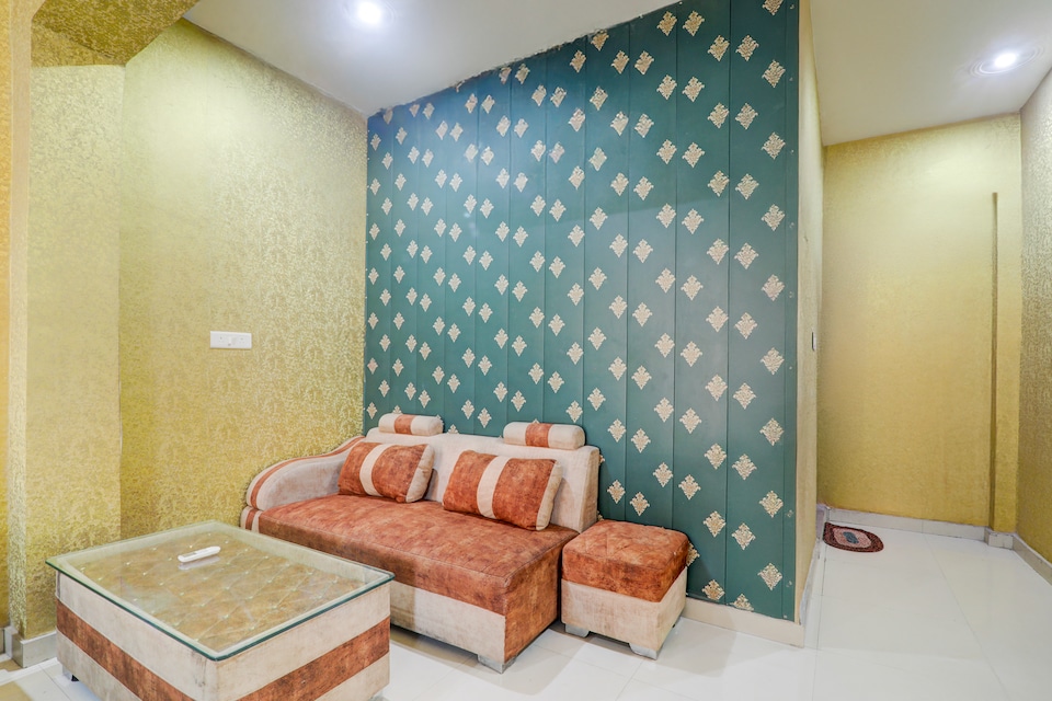 HOTEL O YASH RAJ PALACE, Raebareily city, Raebareily