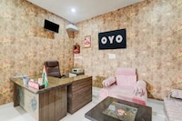 HOTEL O YASH RAJ PALACE