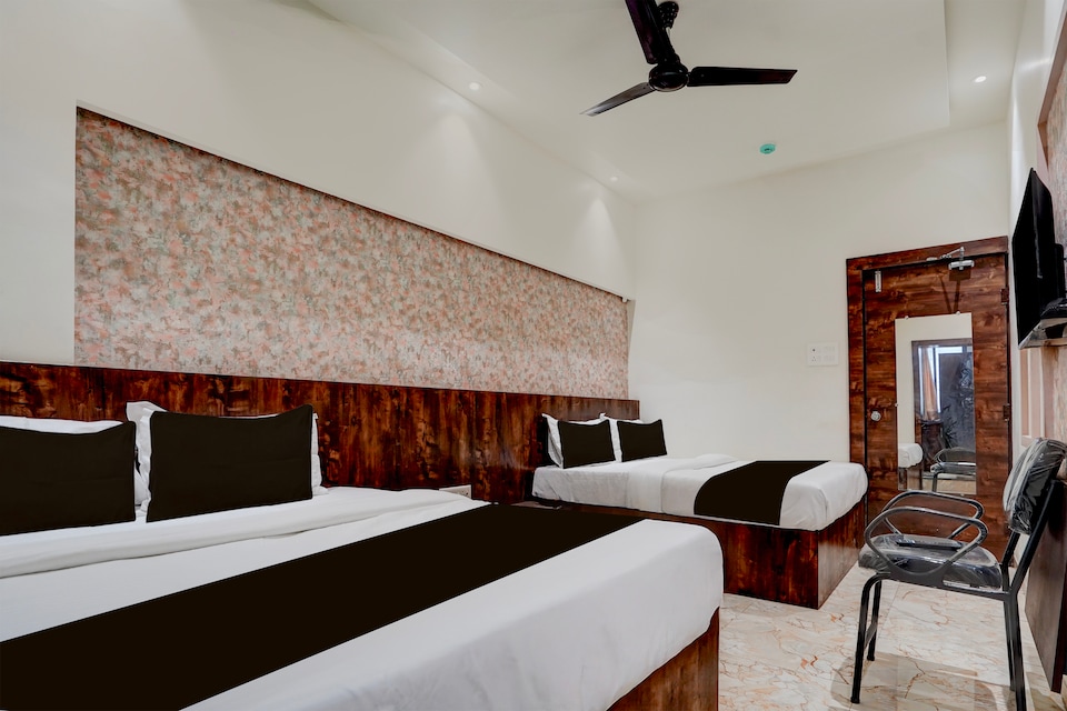  Townhouse Downtown Wardha Road, Bus Stand Nagpur, Nagpur