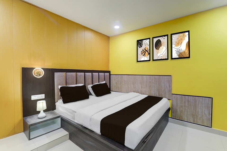 Super Hotel O Medical College Basaratpur Gorakhpur, Golghar, Gorakhpur