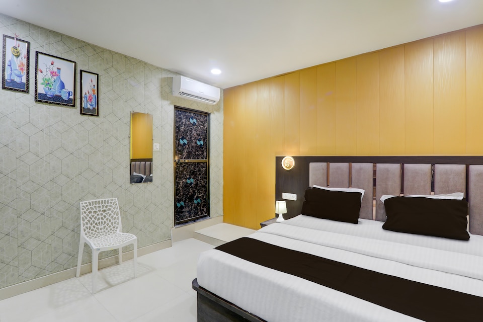 Super Hotel O Medical College Basaratpur Gorakhpur, Golghar, Gorakhpur