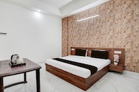 Super Collection O Palwal-Aligarh Crossway Formerly Hotel Kadamb