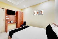 Super Collection O Vadapalani Metro Station Formerly Pineapple Guest House