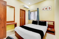 Super Collection O Vadapalani Metro Station Formerly Pineapple Guest House