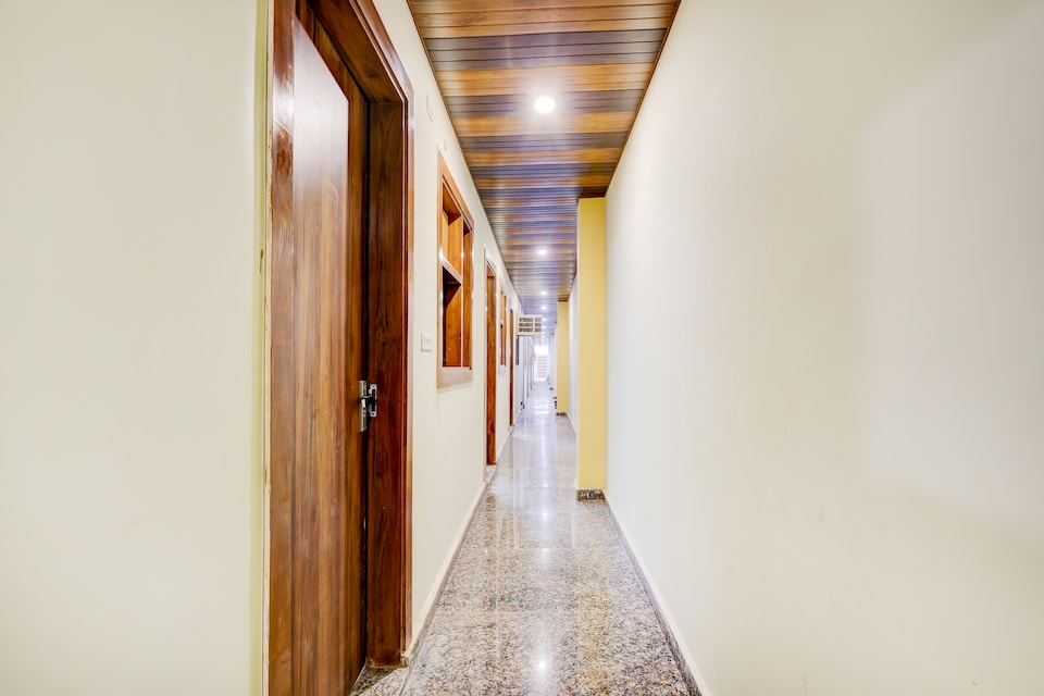 Hotel O Smile Sweet Hotel, Noida City, Noida