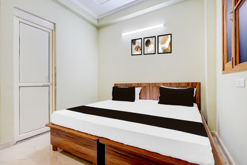 Hotel O Smile Sweet Hotel , Noida City, Noida