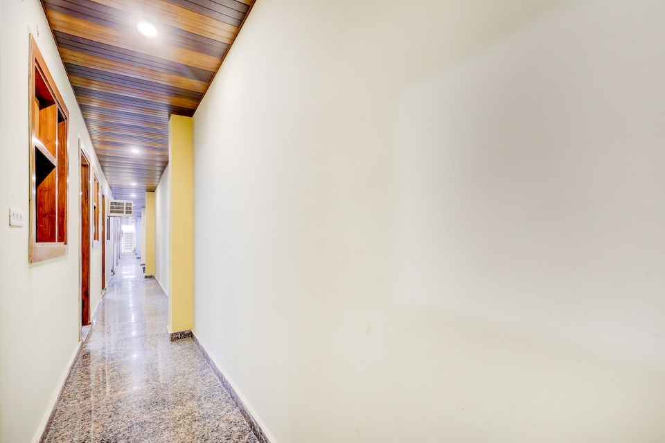 Hotel O Smile Sweet Hotel, Noida City, Noida
