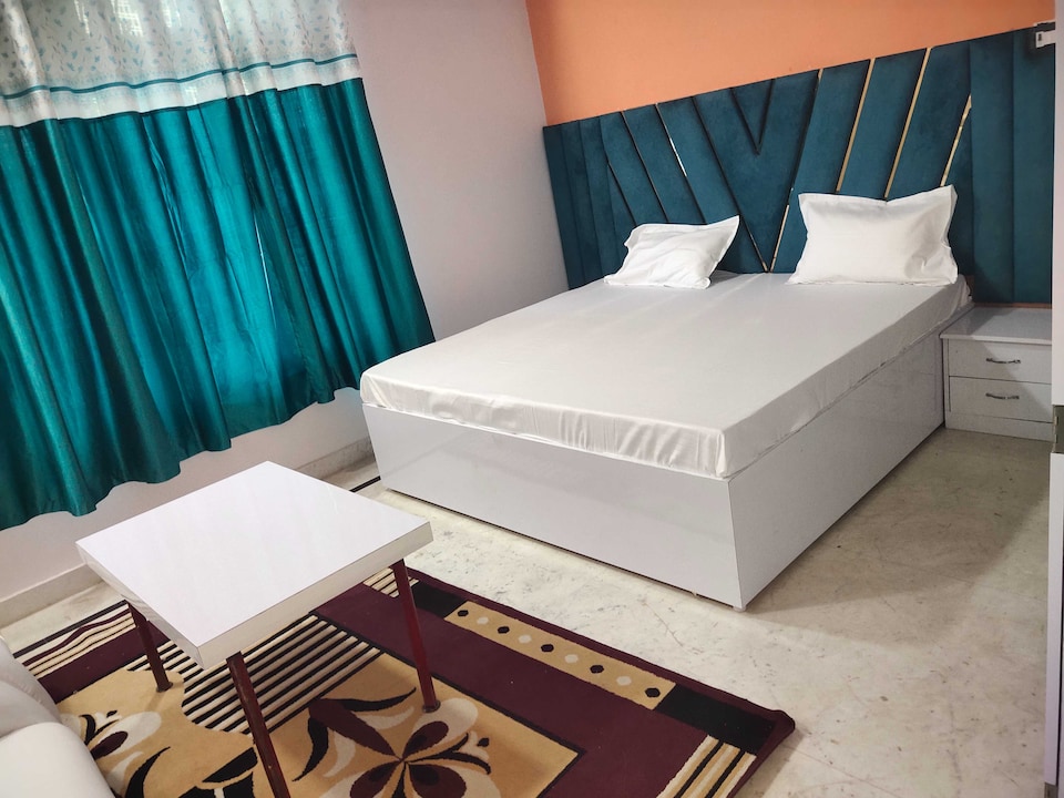 Hotel O Maa Pitambara Palace , Ayodhya, Ayodhya