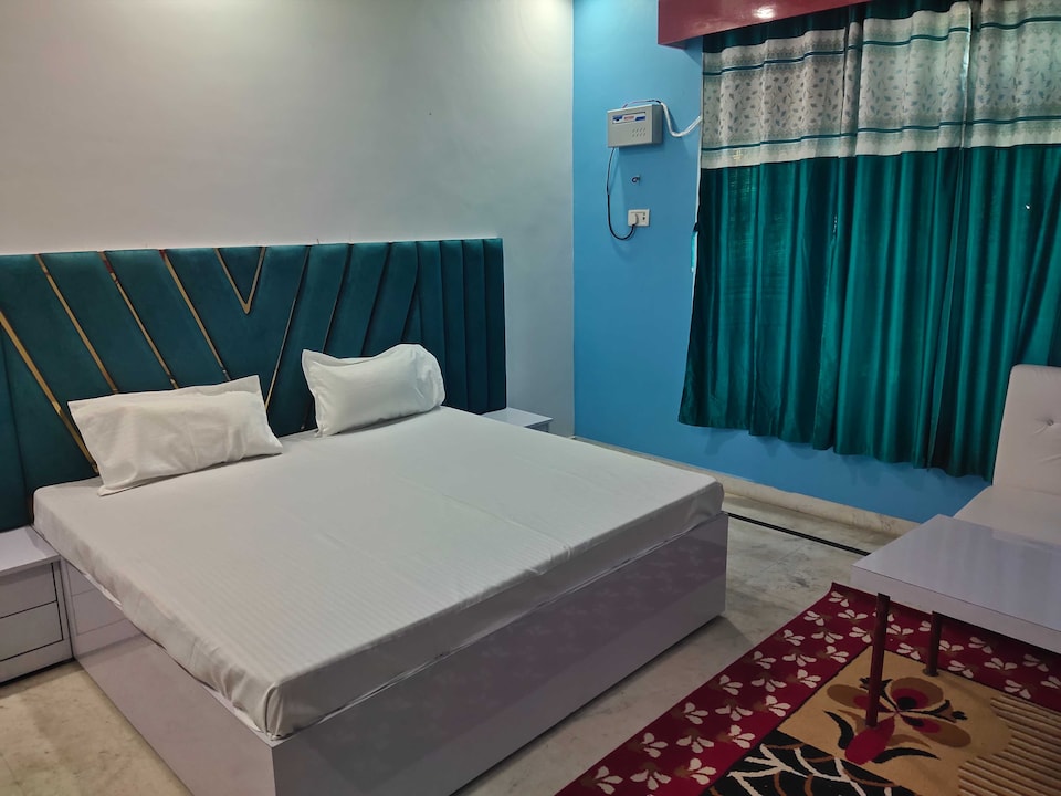 Hotel O Maa Pitambara Palace , Ayodhya, Ayodhya