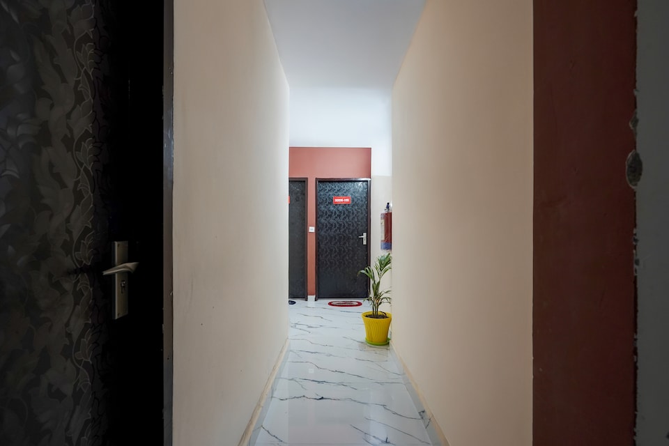 Hotel O PARK'S HOTEL, Moradabad, Moradabad