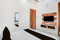 Hotel O P.K.G INN Nangloi Metro Station