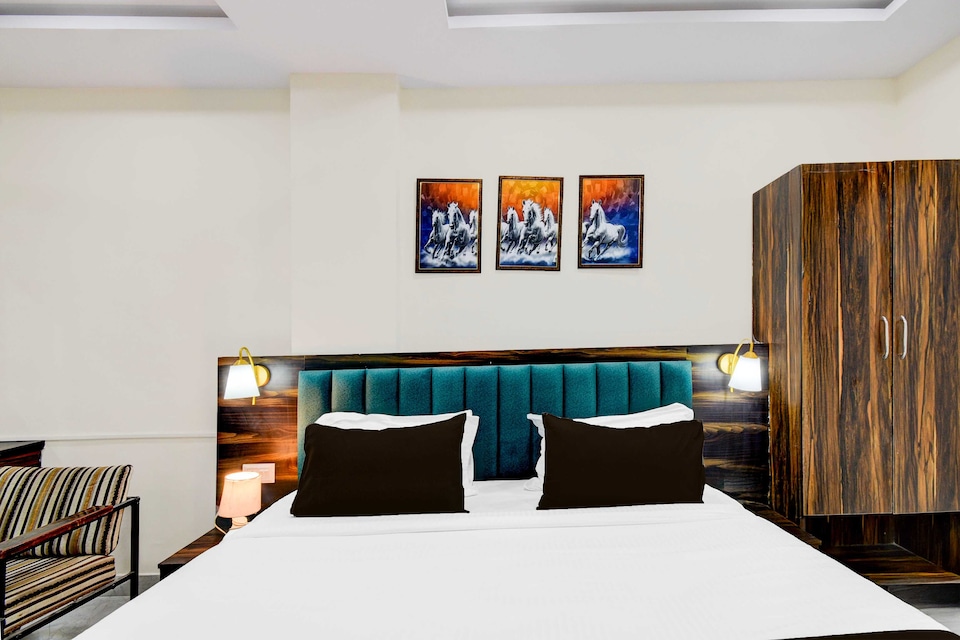 Power Break Super Hotel O PNR CONTINENTAL MOOSAPET ( 6hrs Slot ), Ameerpet, Hyderabad