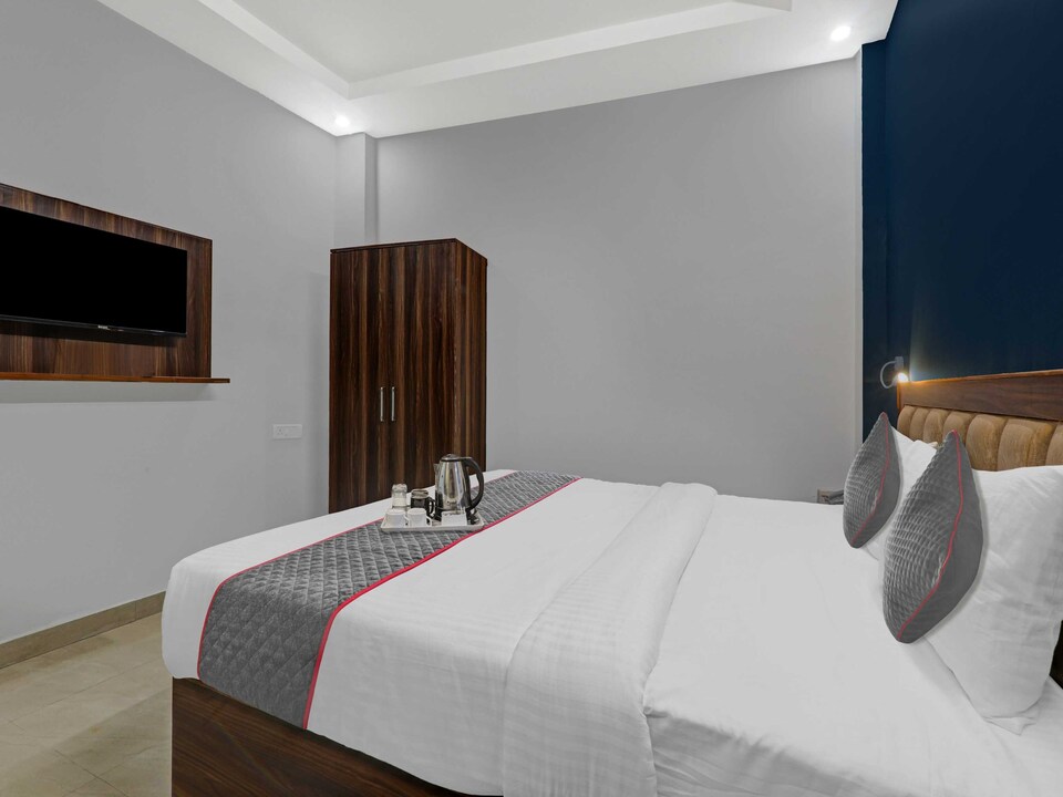 Power Break  Super Townhouse Swaroop Inn ( 6hrs Slot ), Gomti Nagar Lucknow, Lucknow