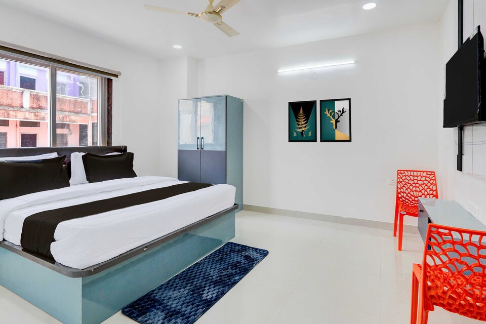Power Break Hotel O Viraj Luxury Stay ( 6hrs Slot ), Nakkalagutta Hanamkonda Warangal, Warangal