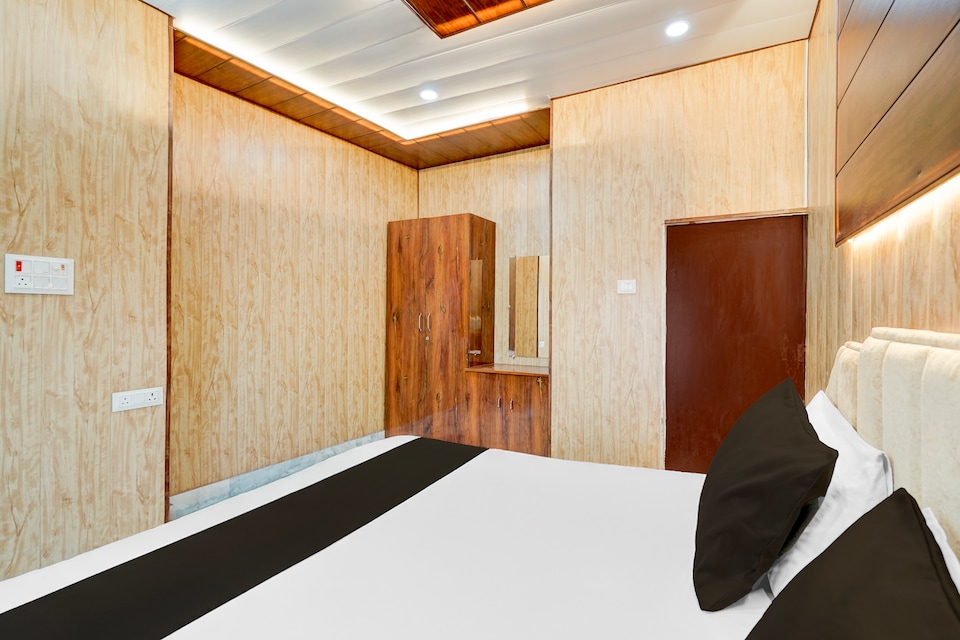 Hotel O Om Kaar Nath athithi newas, Ayodhya, Ayodhya