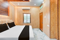 Hotel O Om Kaar Nath athithi newas