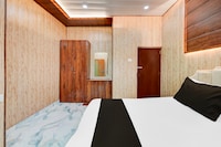 Hotel O Om Kaar Nath athithi newas