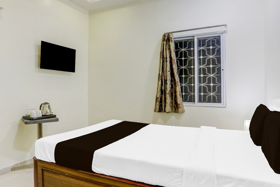 Hotel O Ashray Lodge, Bus Stand Nagpur, Nagpur