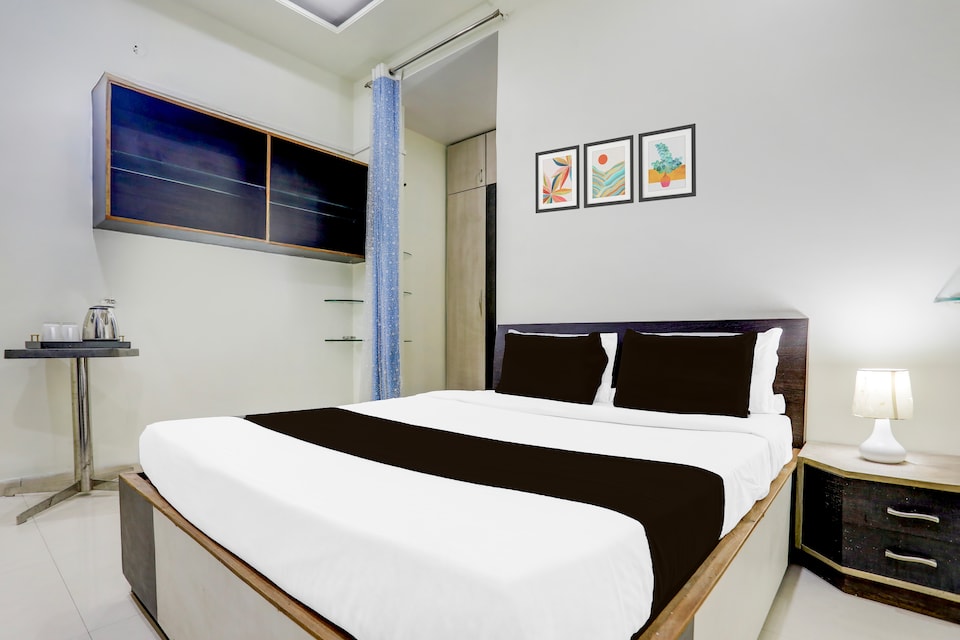 Hotel O Ashray Lodge, Bus Stand Nagpur, Nagpur