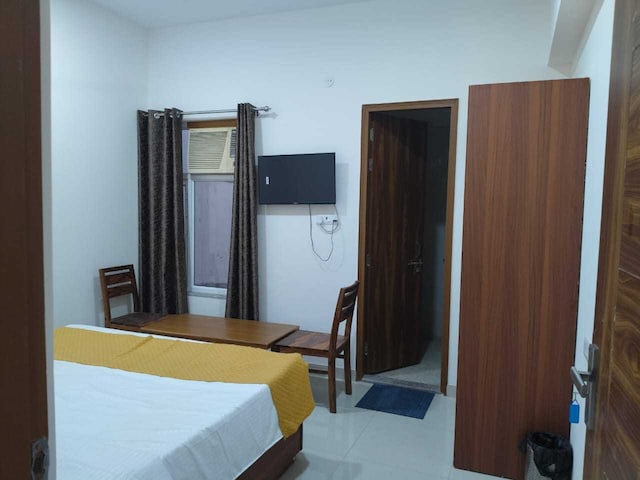 SPOT ON Pradhan Guest House