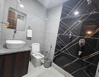 SPOT ON Pradhan Guest House