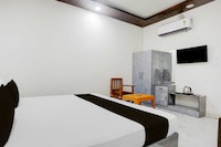 Super Hotel Aparna and Marriage Lawn