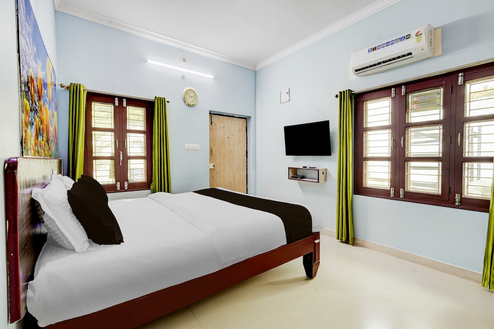Super Hotel O Chittoor Railway Station Formerly Four Oaks, Chittoor city, Chittoor