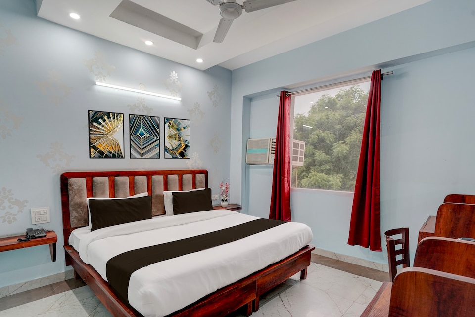 Hotel O Sector 52 Chandigarh ISBT Road Formerly Hari Residency, Cluster Chandigarh, Chandigarh