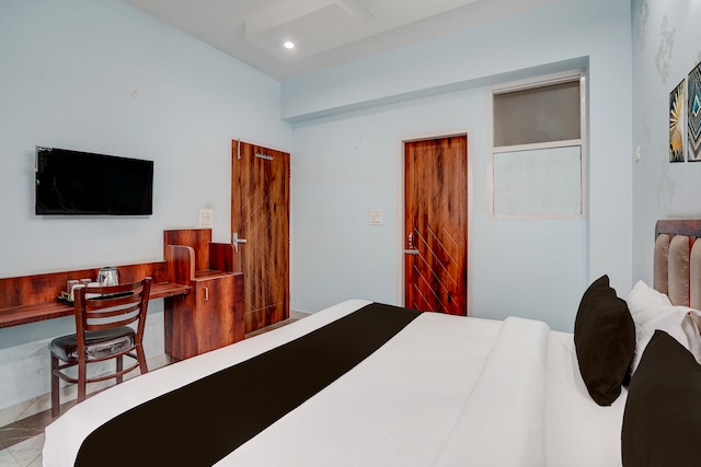 Super Hotel O by OYO Sector 52 Chandigarh ISBT Road Formerly Hari Residency