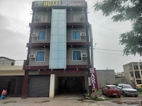 Hotel O Sector 52 Chandigarh Formerly Hari Residency