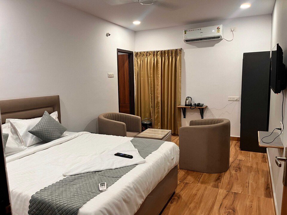 Hotel O Balanagar Metro Station Formerly Akhil Lodge, Ameerpet, Hyderabad