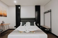 Dancenter Boss Hotel Near Clark International Airport