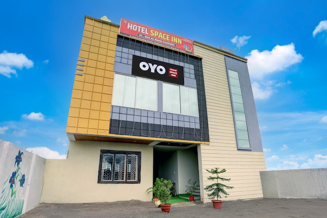 HOTEL O SPACE INN NH 44