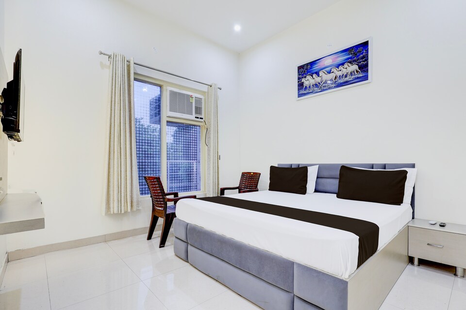 SPOT ON White House Hotels & Restaurant , Meerut, Meerut