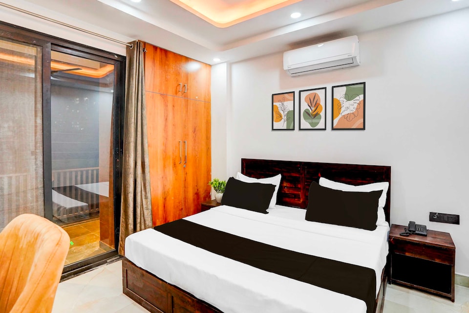 Collection O Sector 143B Noida, Greater Noida, Noida