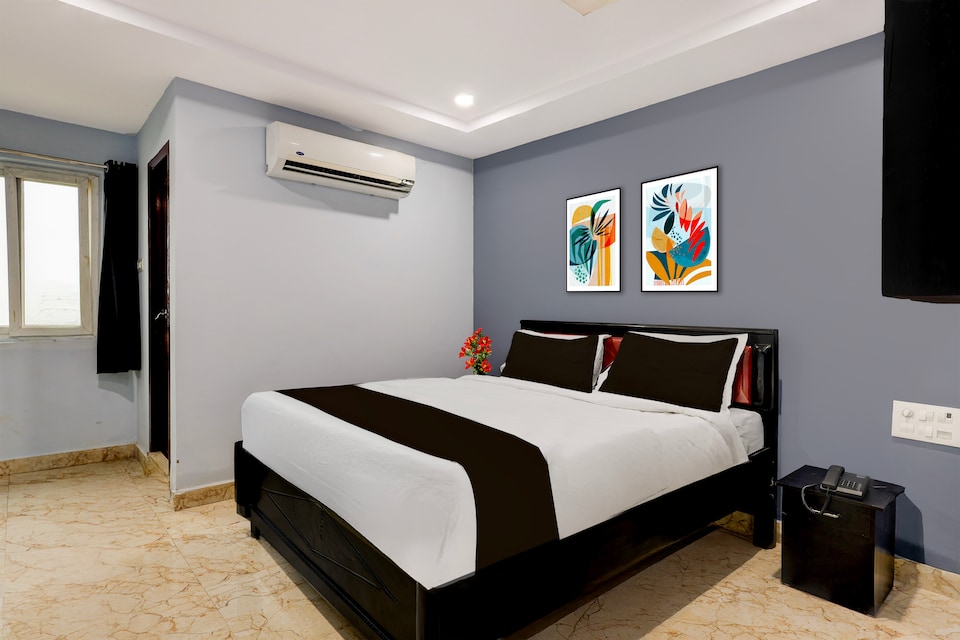 Super Collection O Dr. NTR University Of Health Sciences Formerly Hotel V Elite, Mahanadu Extension VIjayawada, Vijayawada