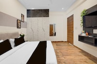Hotel O Moksh