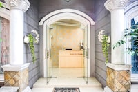 OYO 94680 Ralica Residence 