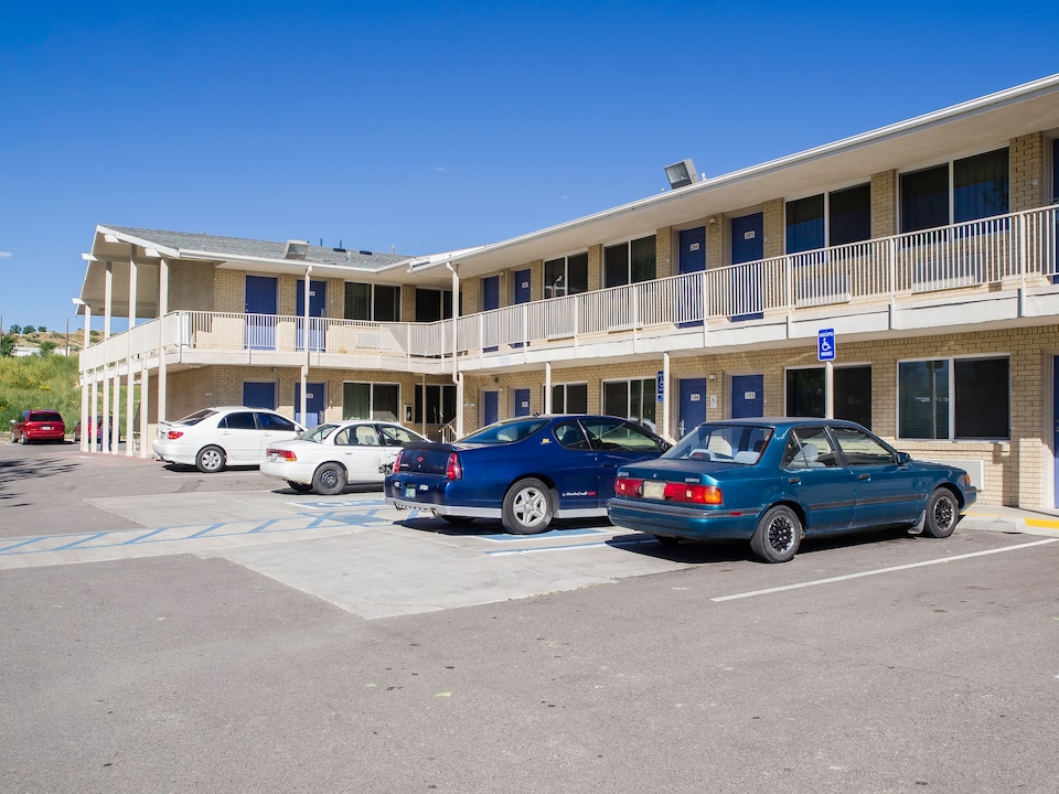 Motel 6 Colorado Springs, CO – South/Metro Area, Colorado Springs CO, Colorado Springs CO