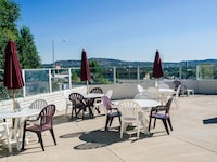 Motel 6 Colorado Springs, CO – South/Metro Area