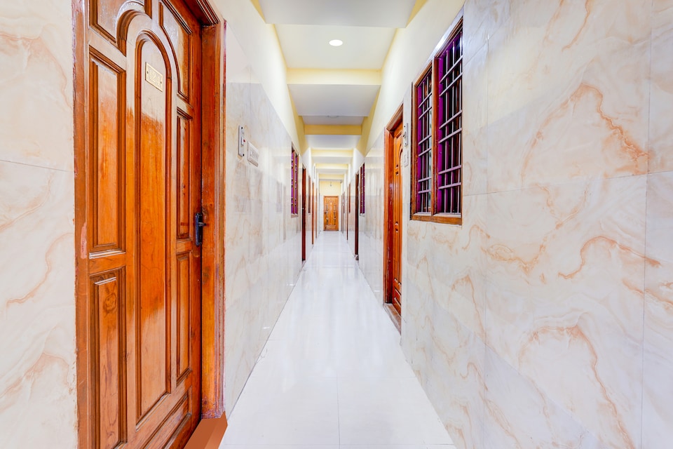 Hotel O Manali Crossway Chennai, Central Chennai, Chennai