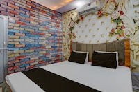 HOTEL O TWINS PALACE Kalyanpur Railway Station