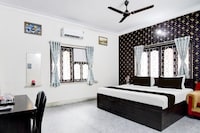 Hotel O Smriti Stay GD park